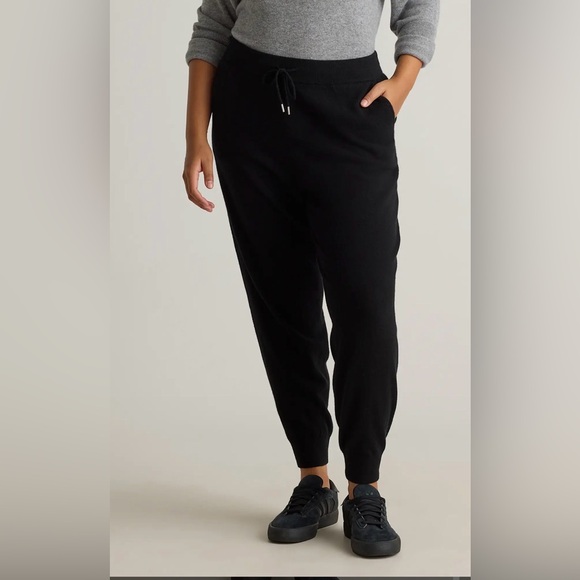 NWT Quince CASHMERE Black Jogger Pants - Picture 5 of 9